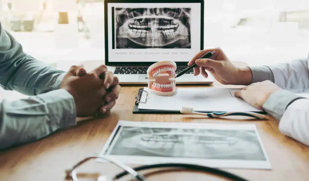 Emergency-Dentist-in-Detroit-MI